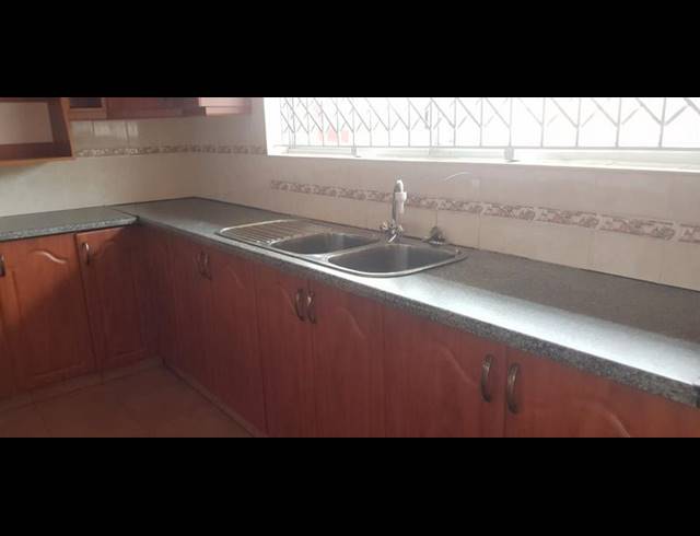 2 BEDROOM APARTMENT FOR SALE IN OVERPORT